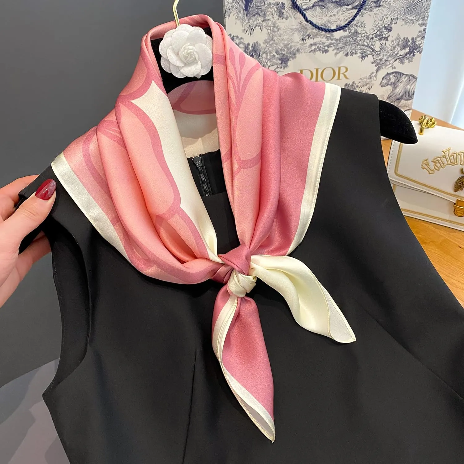 100% Pure Mulberry Silk Scarfs 27"x27" Square Scarf Women Neckerchief Headscarf hair scarf bandana Gift Packed