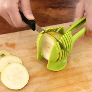1PC Green Handheld Fruit & Vegetable Slicer