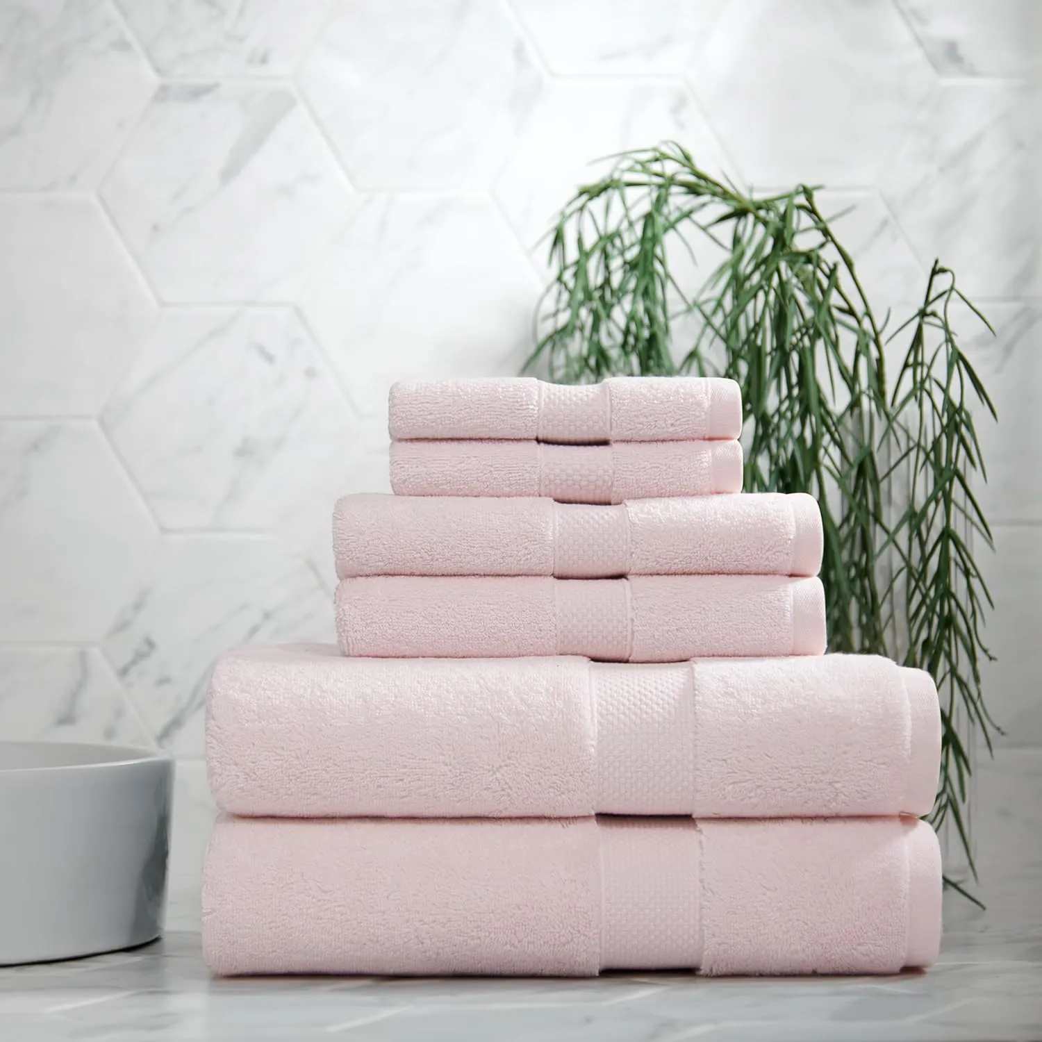 Aston & Arden Egyptian Bath Towels - Pack of 2 - Oversized Ultra Soft Thick & Absorbent, 100% Ringspun Egyptian Cotton Bathroom Towel for Spa, Hotel, 600 GSM, 30 x 54 in, Pink