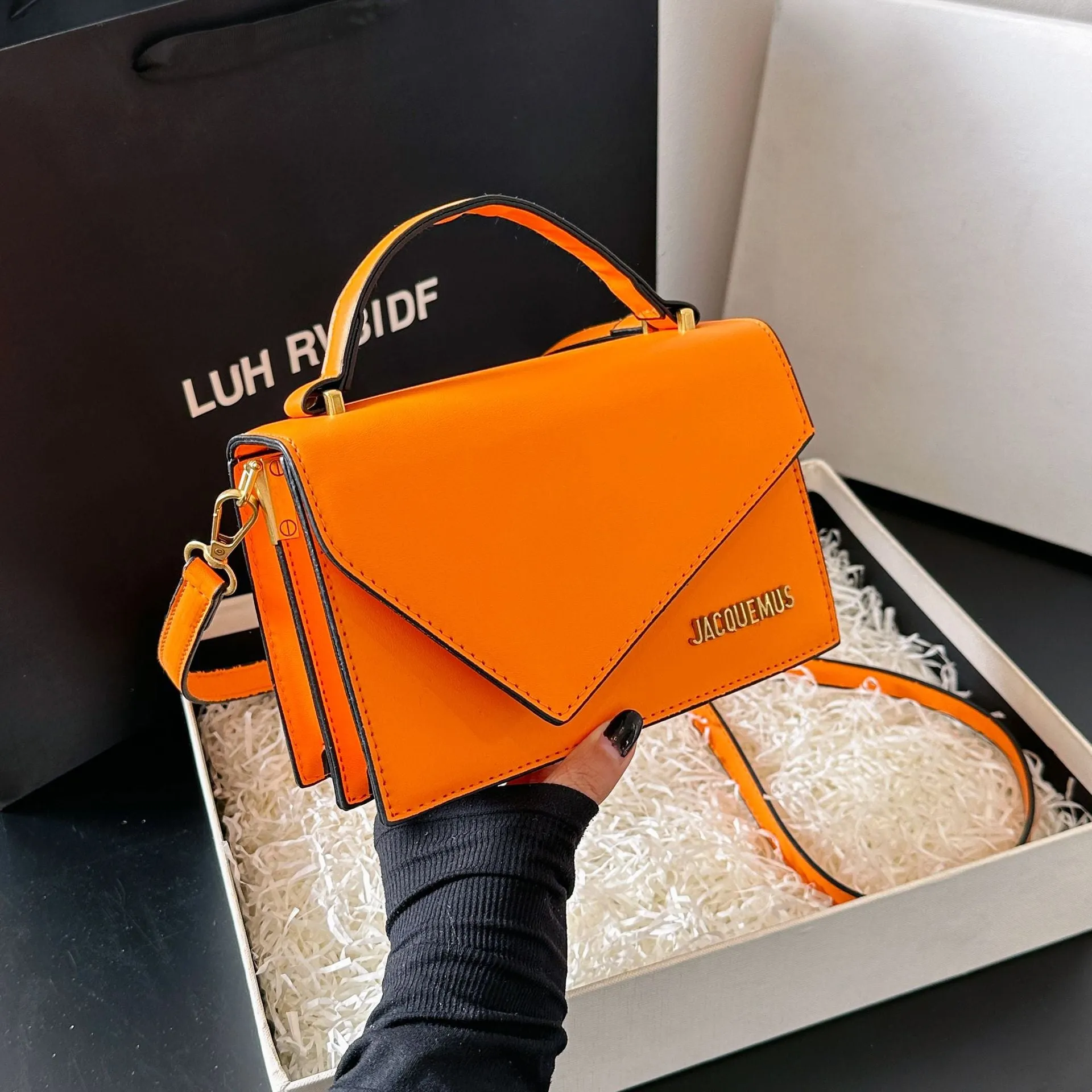 Comfortable Women's Simple Fashion Urban Elegant Shoulder Bags