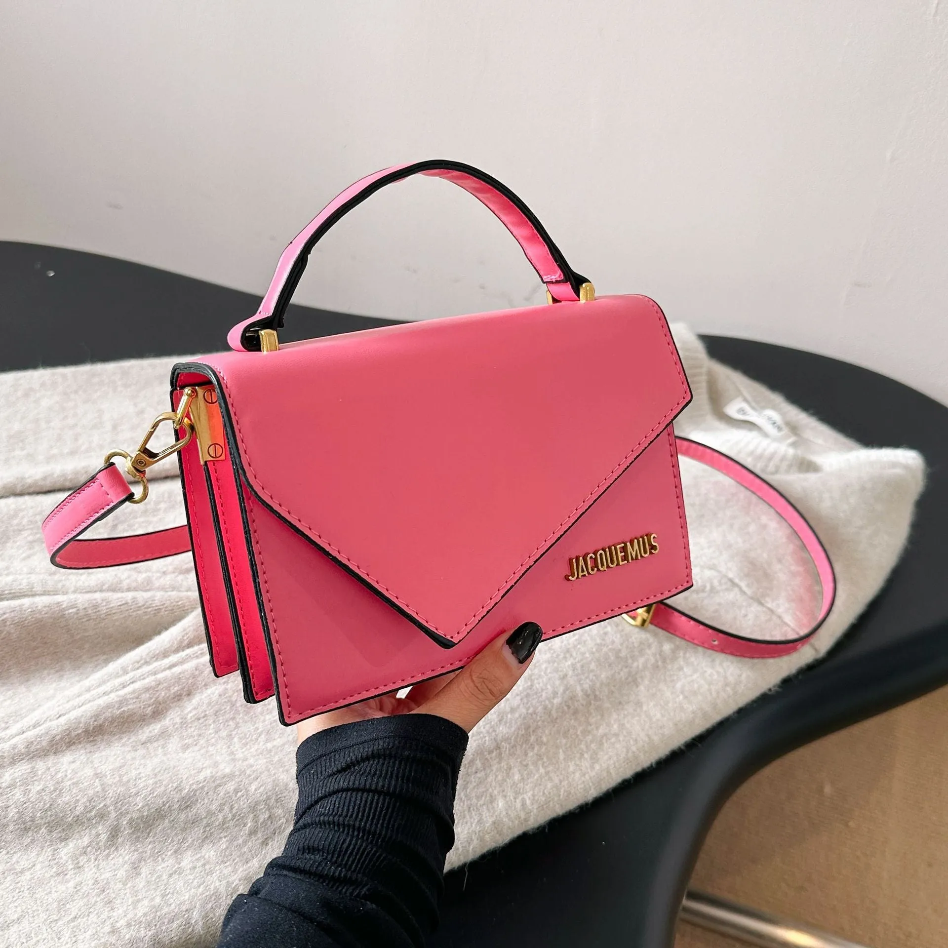 Comfortable Women's Simple Fashion Urban Elegant Shoulder Bags