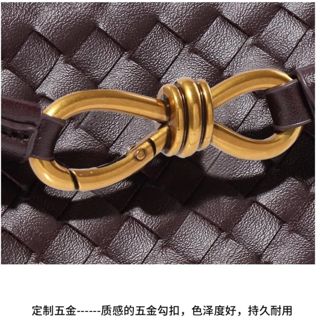 Elegant Woven Tote Bag - Versatile and Fashionable Women's Handbag