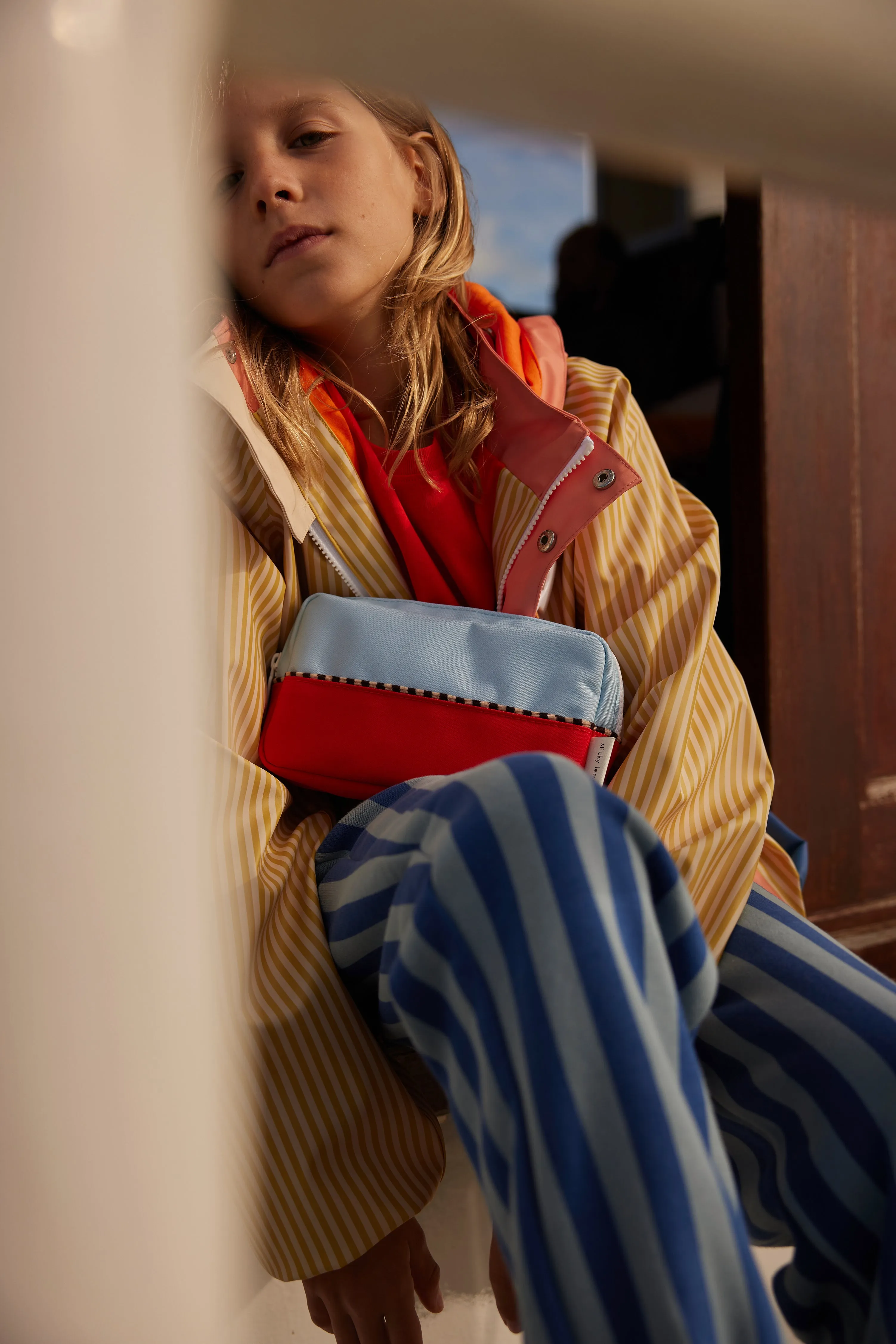 Fanny pack | colourblocking | zissou blue   red hat