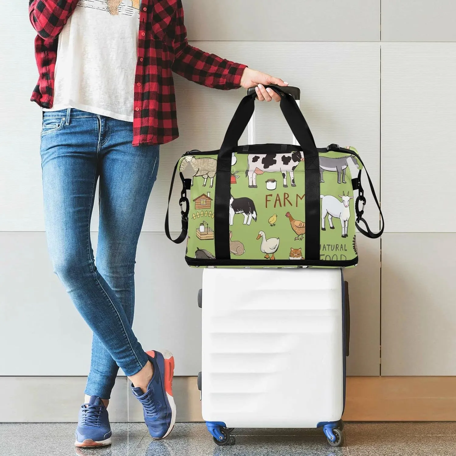 Farm Rooster Milk Cow Donkey Pig Sheep Cat Dog Rabbit on Green Gym Duffel Bag, Polyester Travel Weekender Luggage Handbag with Waterproof Pocket for Wet Items, Unisex Foldable Tote for Sports