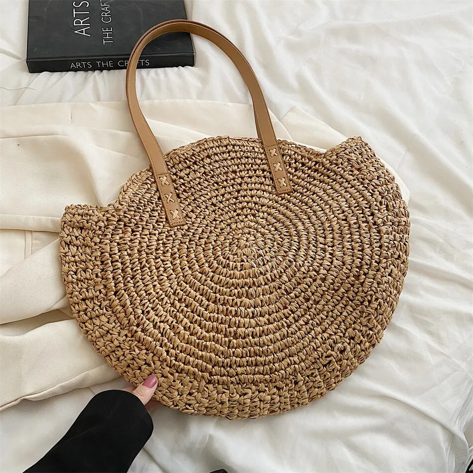 Fashionable Large Straw Bags