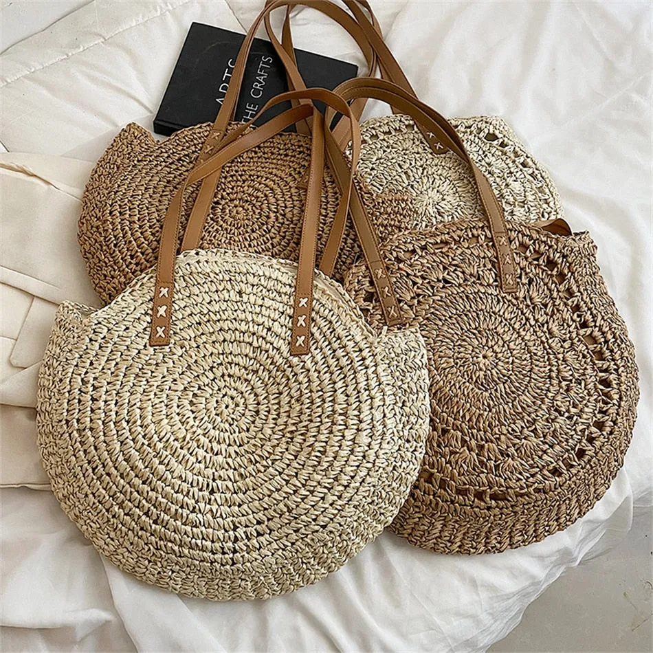 Fashionable Large Straw Bags