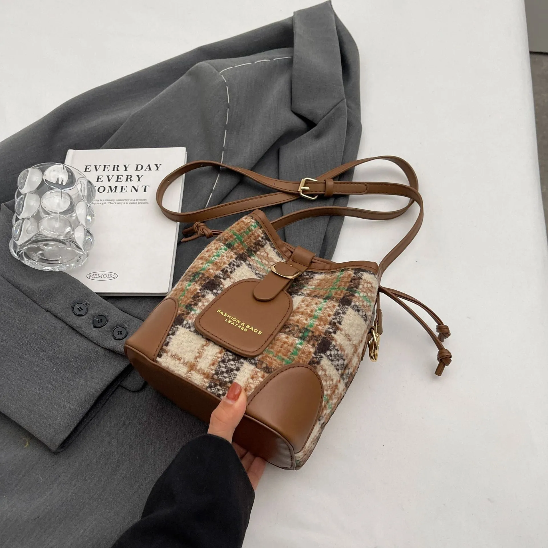 Graceful Women's Woolen Checked Commuter Drawstring Shoulder Bags