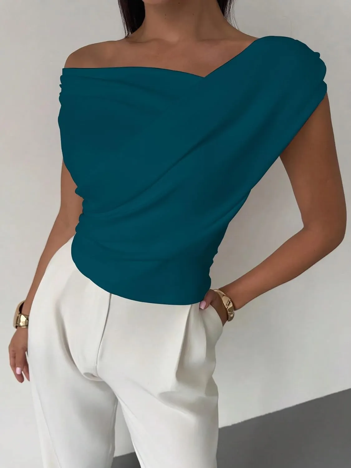Halfword One Shoulder Tops for Women Off The Shoulder Summer Sleeveless Slim Fit Y2K Asymmetrical Going Out Shirts