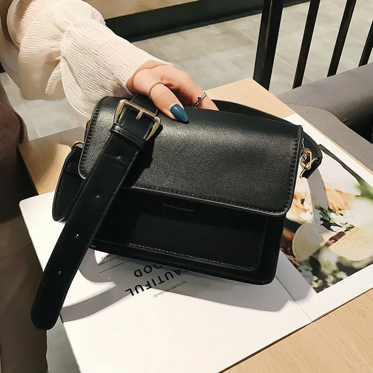 Innovative Women's Pouch Fashion Retro Wide Crossbody Bags