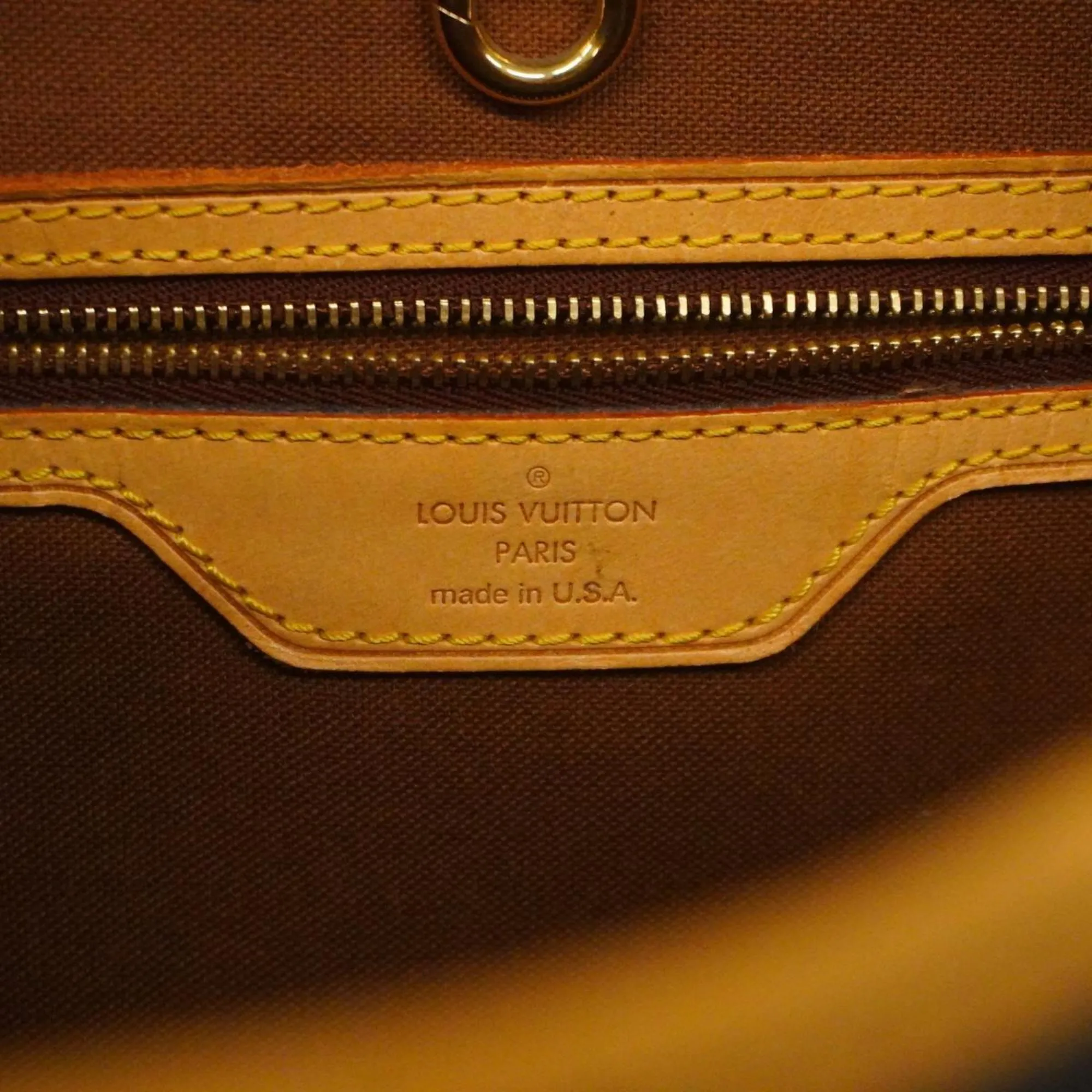 Louis Vuitton Batignolles Vertical  Canvas Tote Bag ()