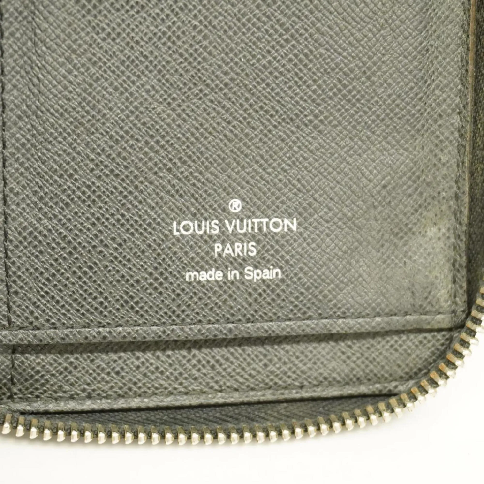 Louis Vuitton Zippy Wallet Vertical  Leather Wallet  ()