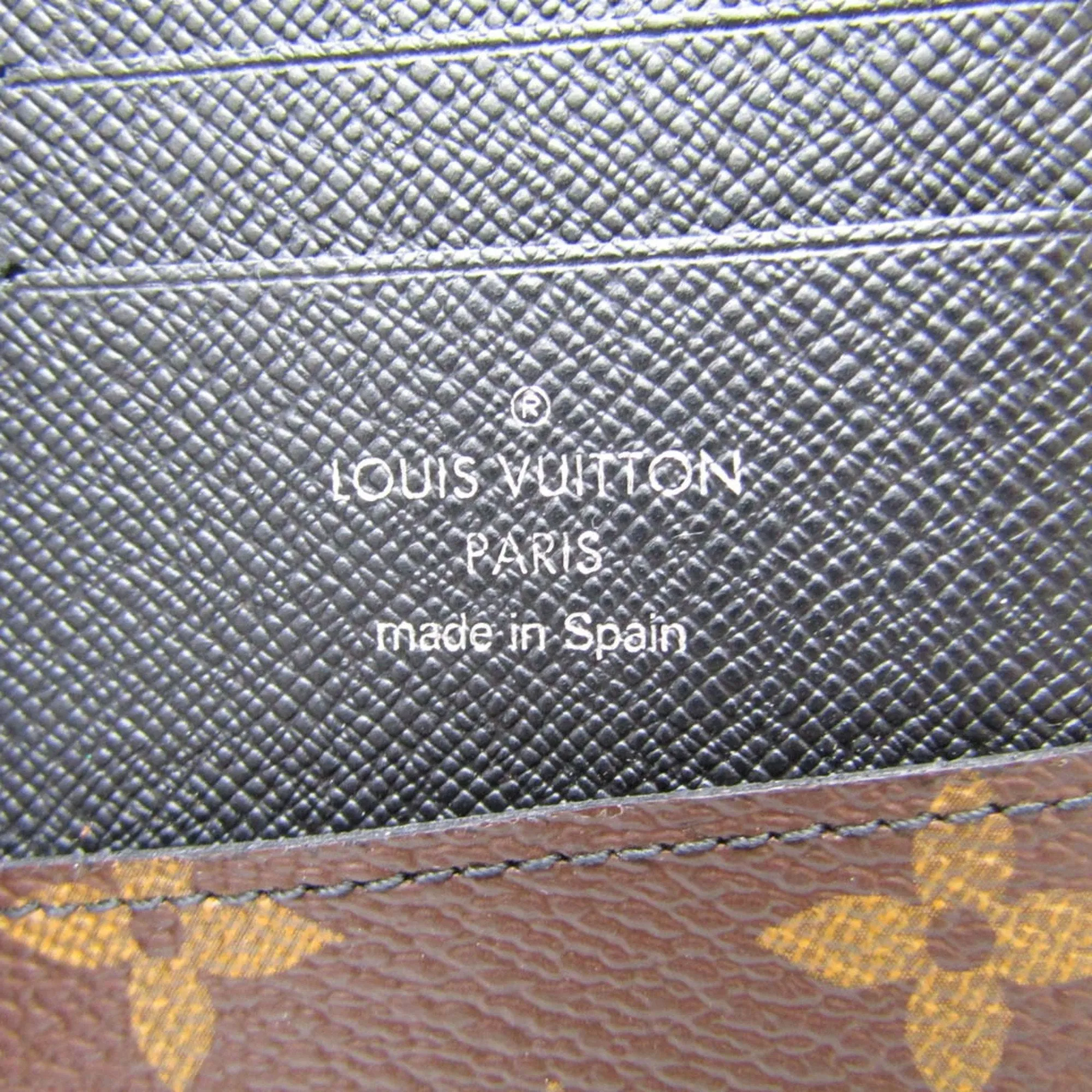 Louis Vuitton Zippy Wallet Vertical