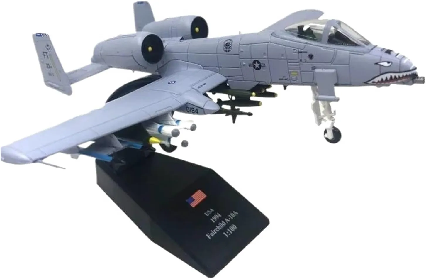 Mini Aircraft Model 1:100 for Thunderbolt Attack Plane Big Sharknose A-10 Fighter Model Souvenirs Ornament Airplane Kit