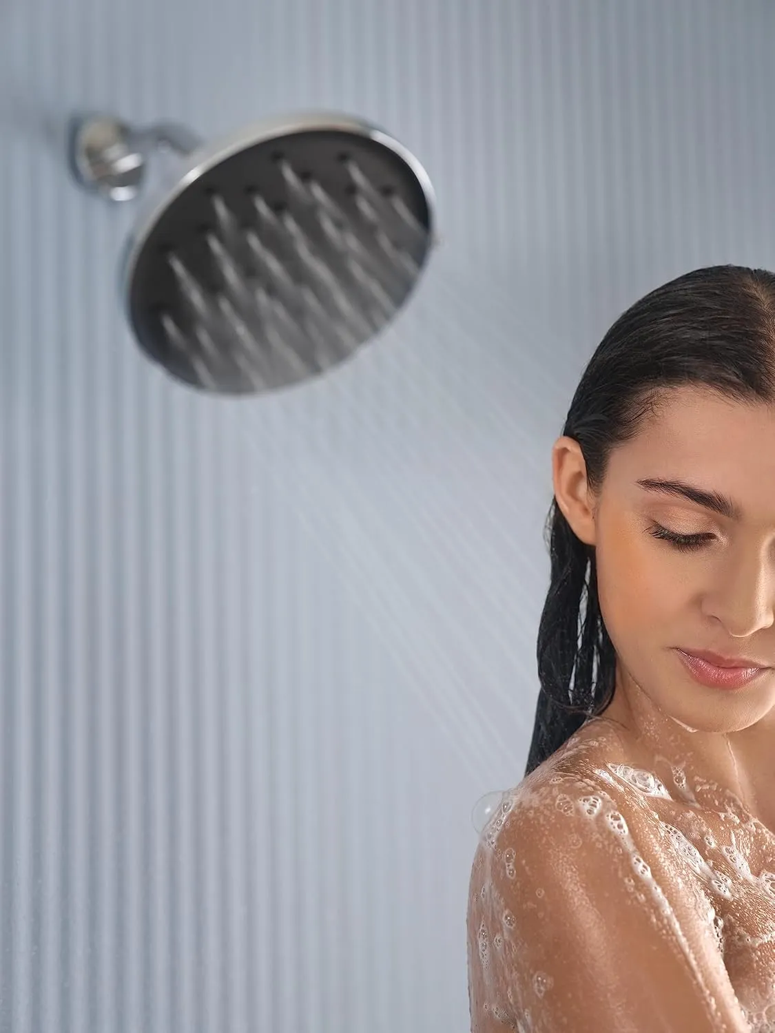 Moen Verso Chrome Adjustable 9" Diameter Eco-Performance 1.75gpm Spray Head Rainshower, 220R3EP