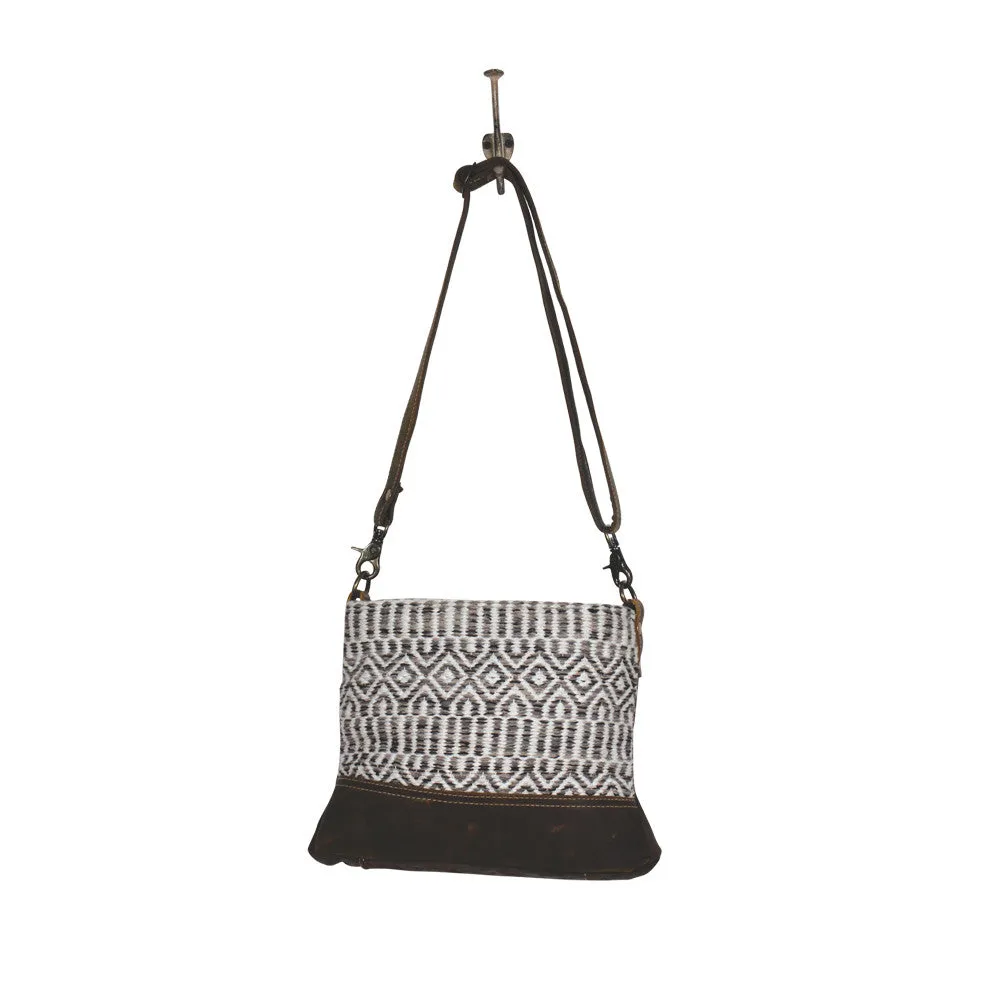 Myra Cutesy Crossbody