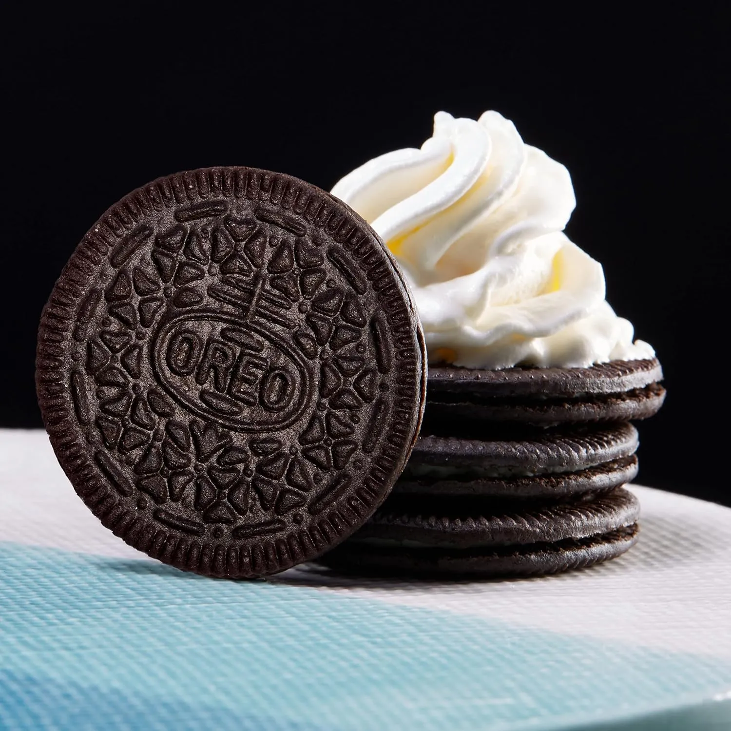 OREO Thins Chocolate Sandwich Cookies, 10.1 oz