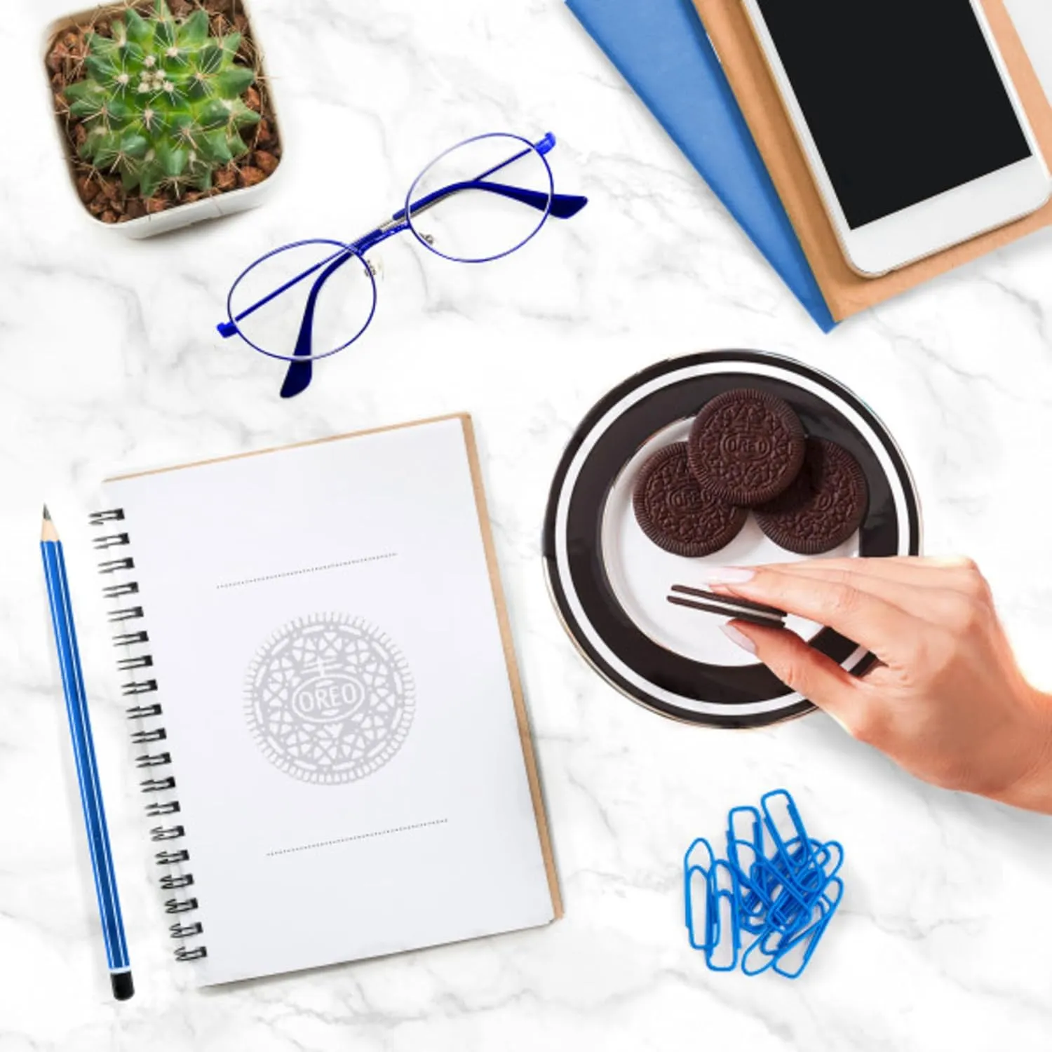 OREO Thins Chocolate Sandwich Cookies, 10.1 oz