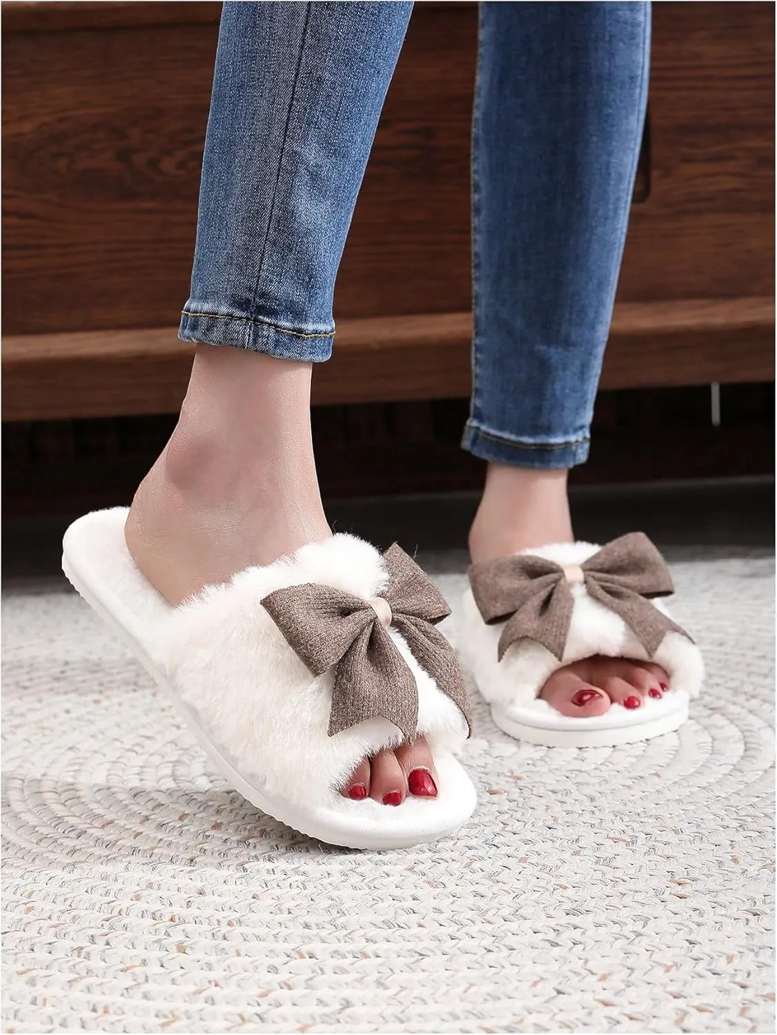 OYOANGLE Women's Cute Bow Decor Fuzzy Open Toe Indoor Home Slippers Fashionable Warm Comfy Furry Outdoor Slippers