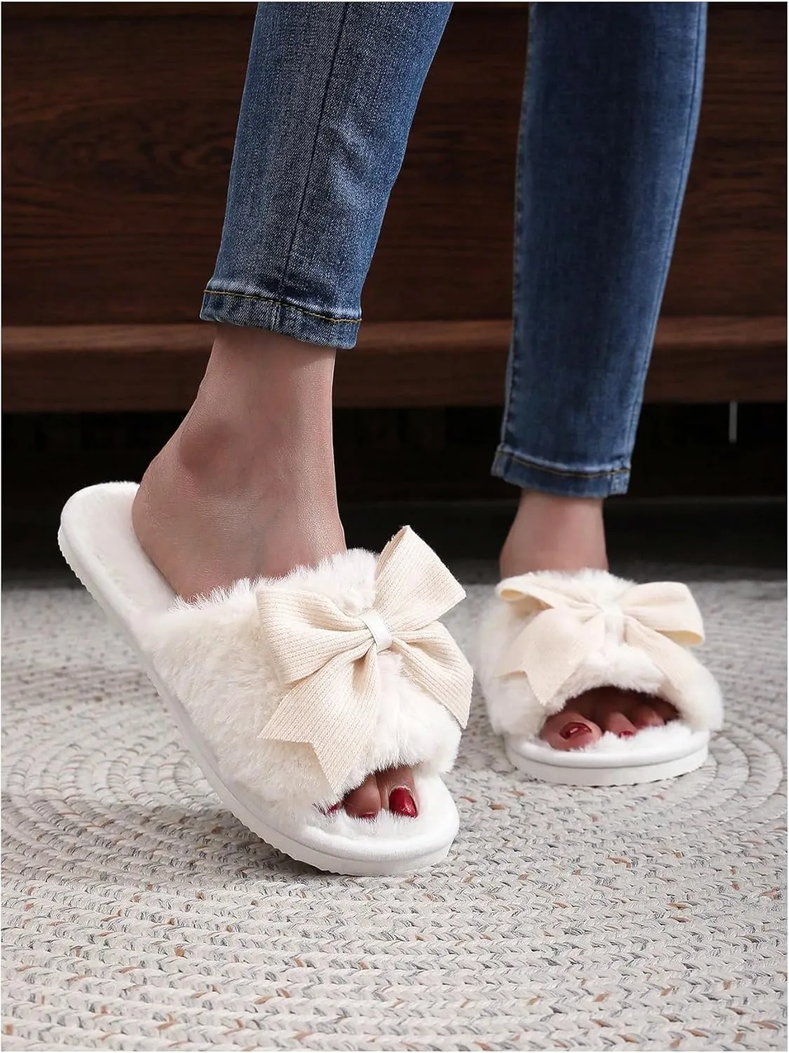 OYOANGLE Women's Cute Bow Decor Fuzzy Open Toe Indoor Home Slippers Fashionable Warm Comfy Furry Outdoor Slippers