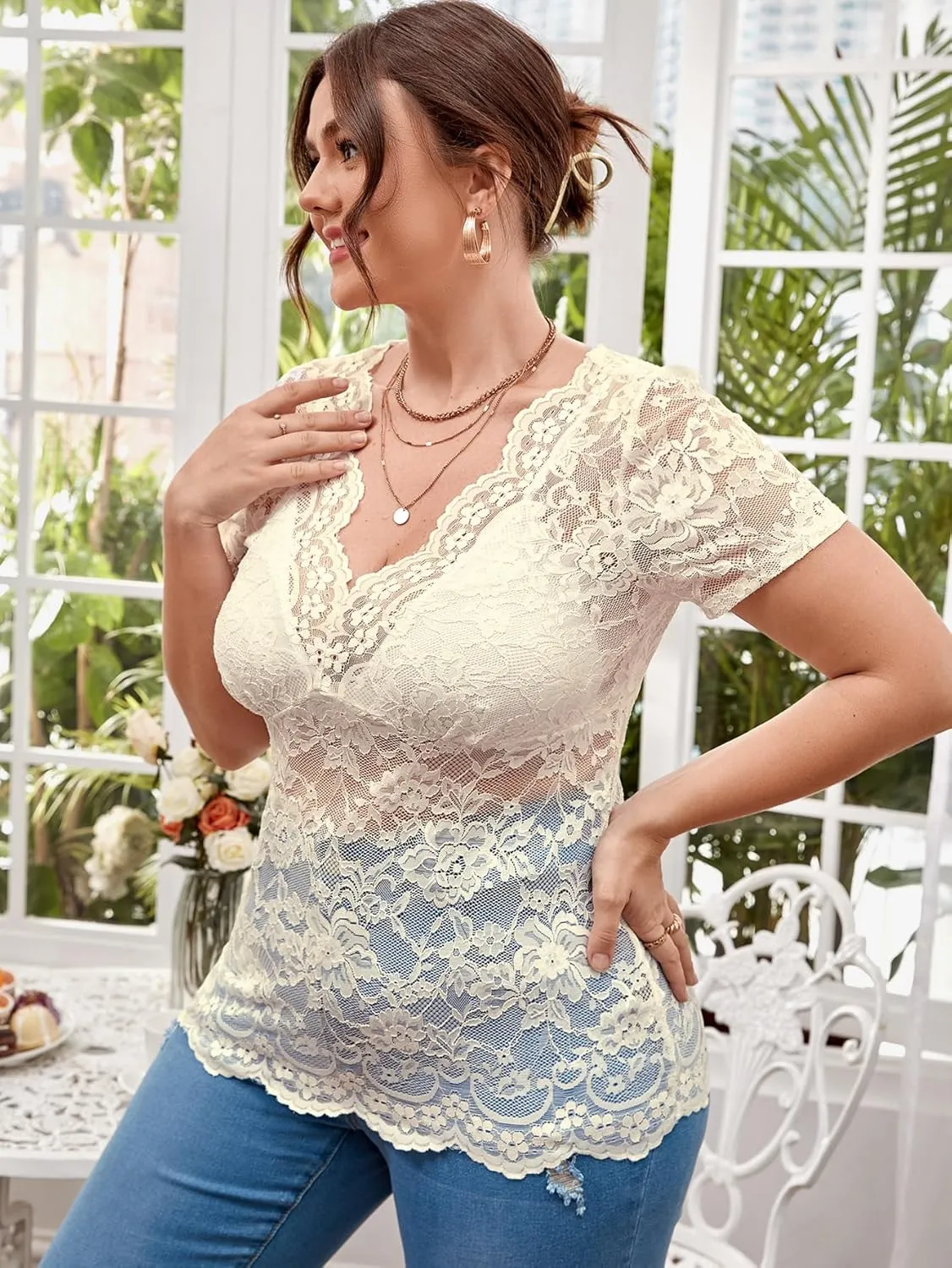 OYOANGLE Women's Plus Size Short Sleeve Floral Lace Blouse Mesh V Neck Slim Tee Shirt Top
