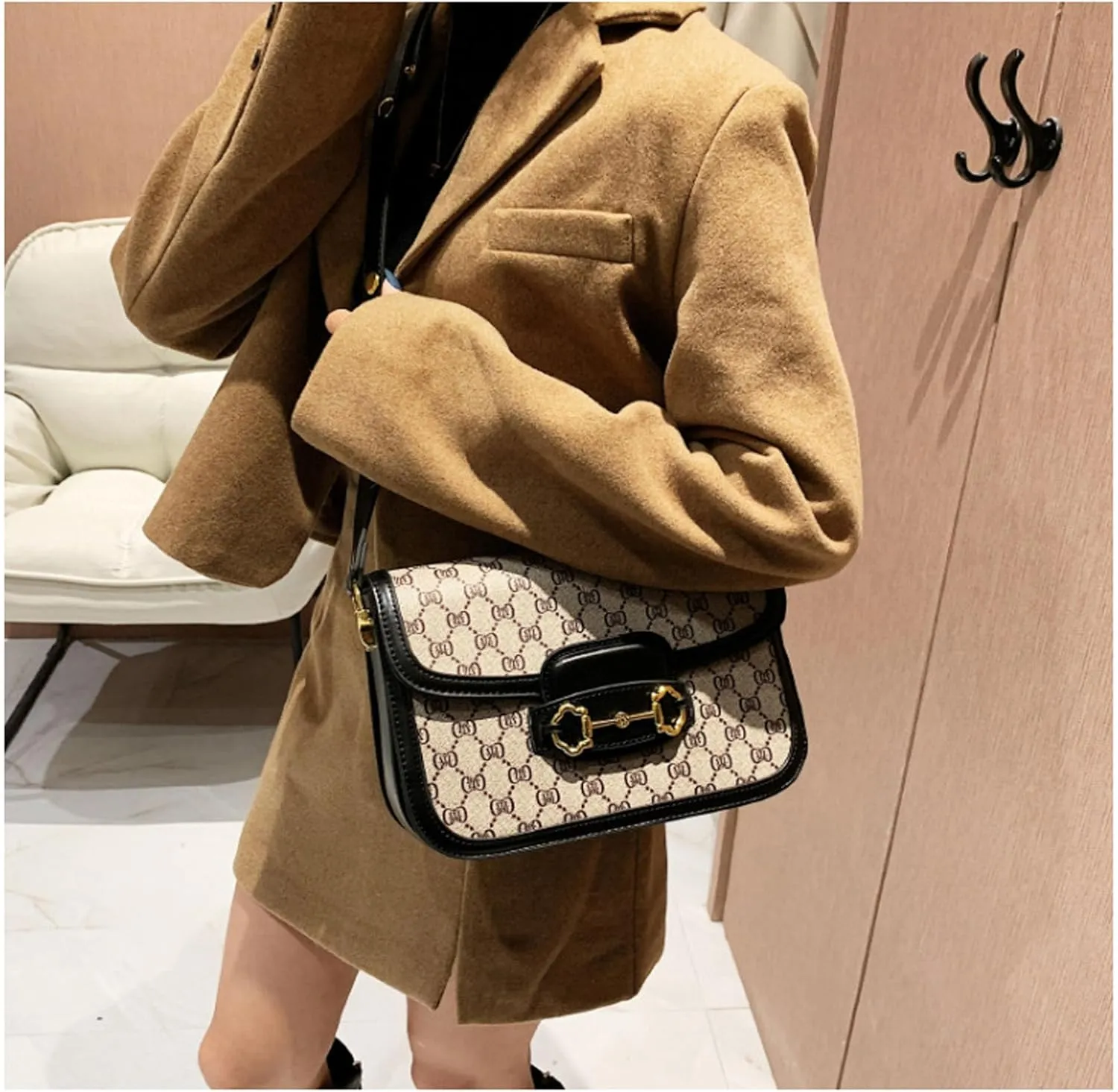 Plus Size Crossbody Bags for Women - Leather Purse Handbag - Fashion Design