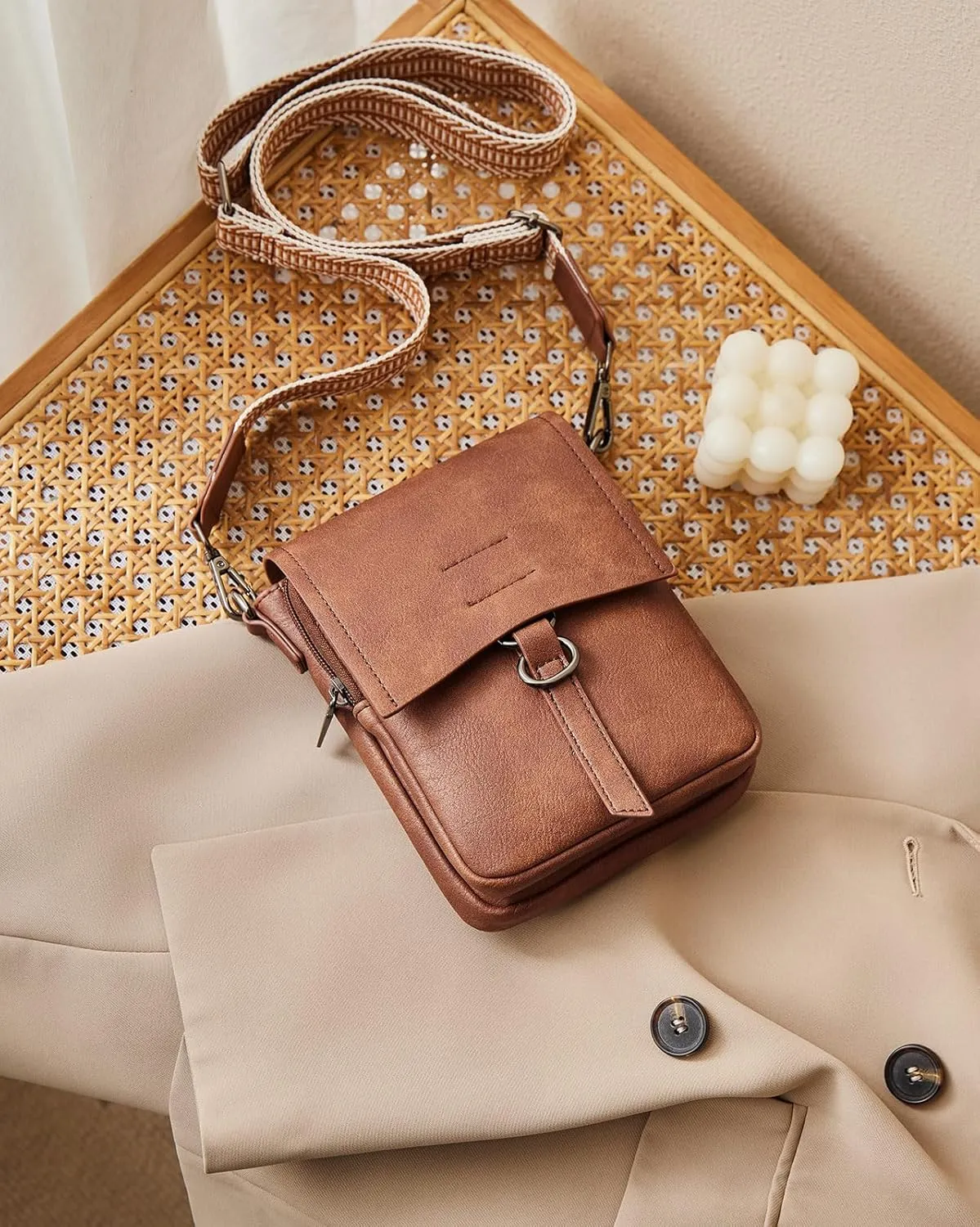 Small Crossbody Bags for women,Soft Leather Cell Phone Purse Lightweight,Little Crossbody Purses Women Trendy with Card slots