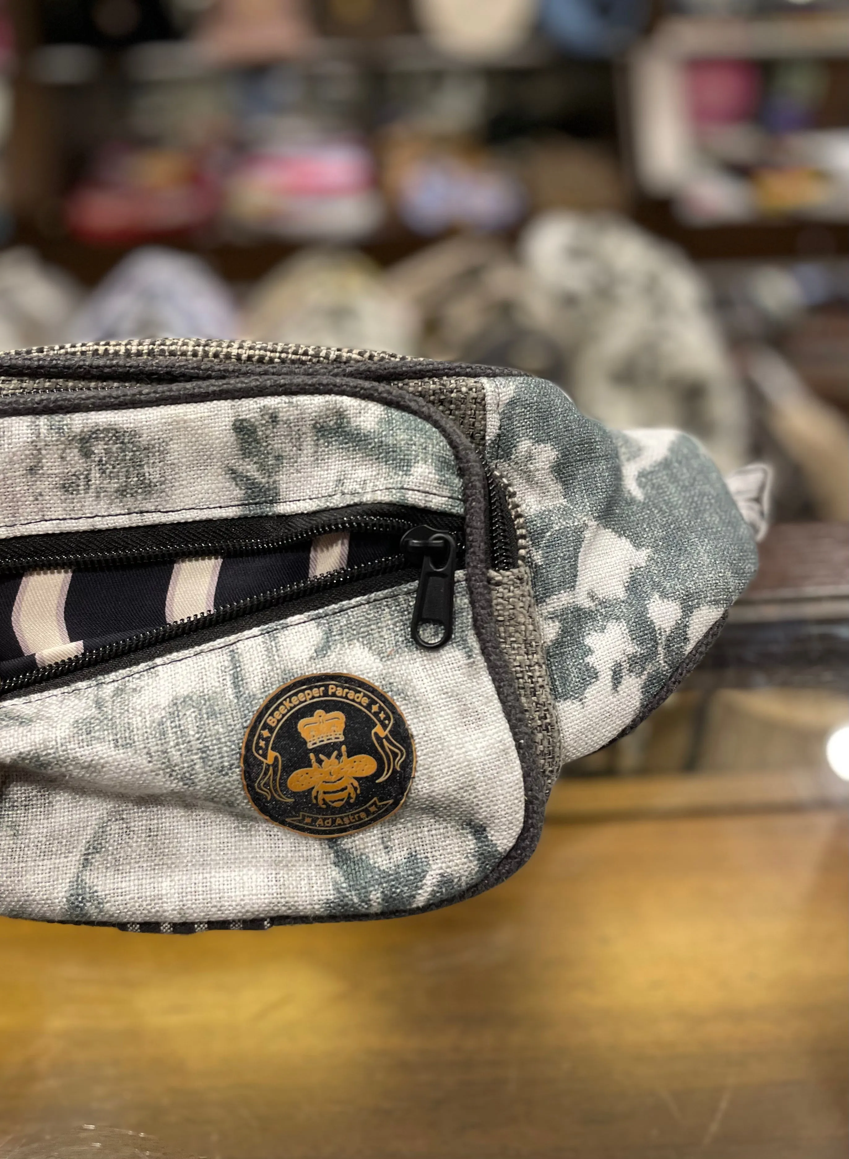 The Misty Forest BeeKeeper Bumbag (Da Vinci Collection)
