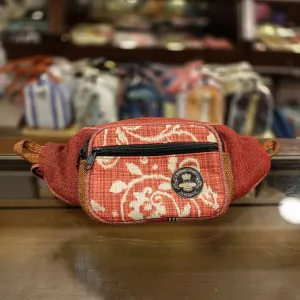 The Terracotta Vines 🍇 BeeKeeper Bumbag (Da Vinci Collection)