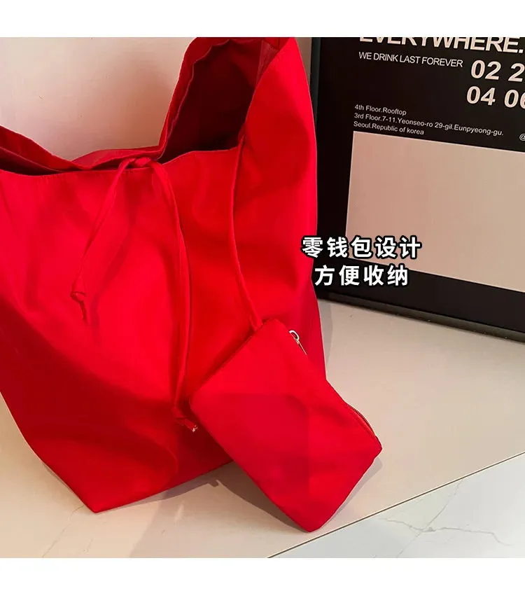 Tote Bag for Women 2024 New Nylon Fabric Underarm Bucket Bag, Red Niche Fashion Simple Shoulder Bag Una Bolsa De Hombro