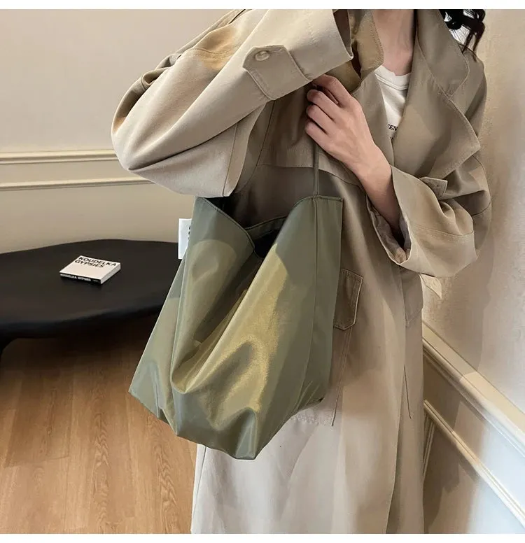 Tote Bag for Women 2024 New Nylon Fabric Underarm Bucket Bag, Red Niche Fashion Simple Shoulder Bag Una Bolsa De Hombro