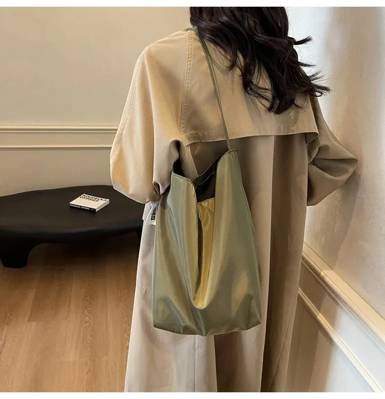 Tote Bag for Women 2024 New Nylon Fabric Underarm Bucket Bag, Red Niche Fashion Simple Shoulder Bag Una Bolsa De Hombro