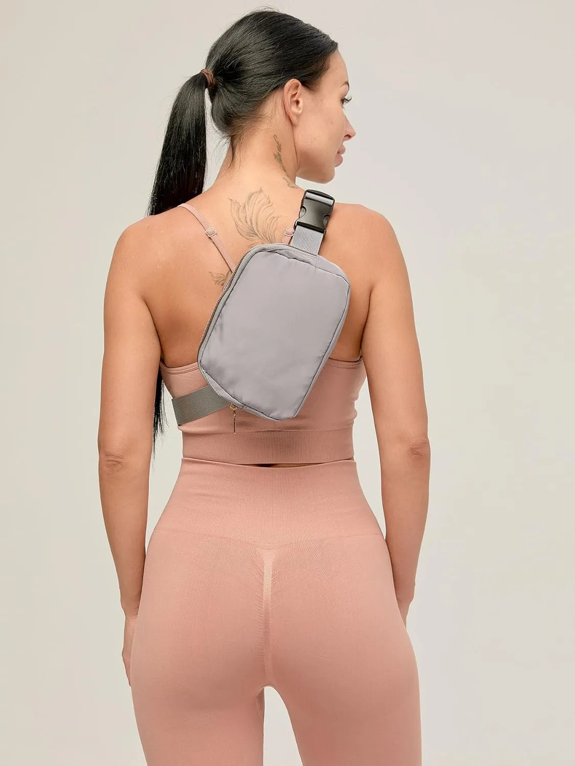 Unisex Fanny Pack for Women Men, 1L Everywhere Mini Belt Bag with Adjustable Strap, Lightweight Nylon Crossbody Bags Small Waist Pouch for Workout Running Traveling Hiking (Grey)