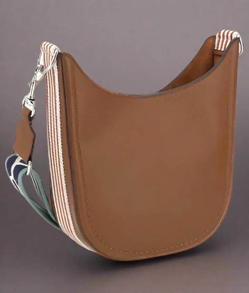 Valentino Garavani V-LOGO SHOULDER BAG