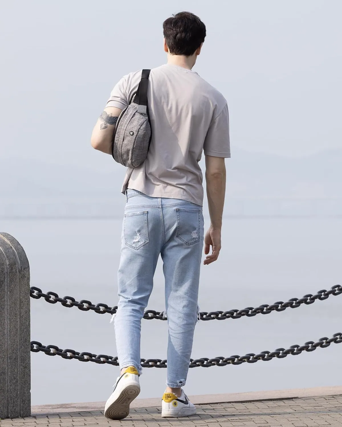 WATERFLY Fanny Pack for Men Women Water Resistant Large Hiking Waist Bag Pack Carrying All Phones for Running Walking Traveling