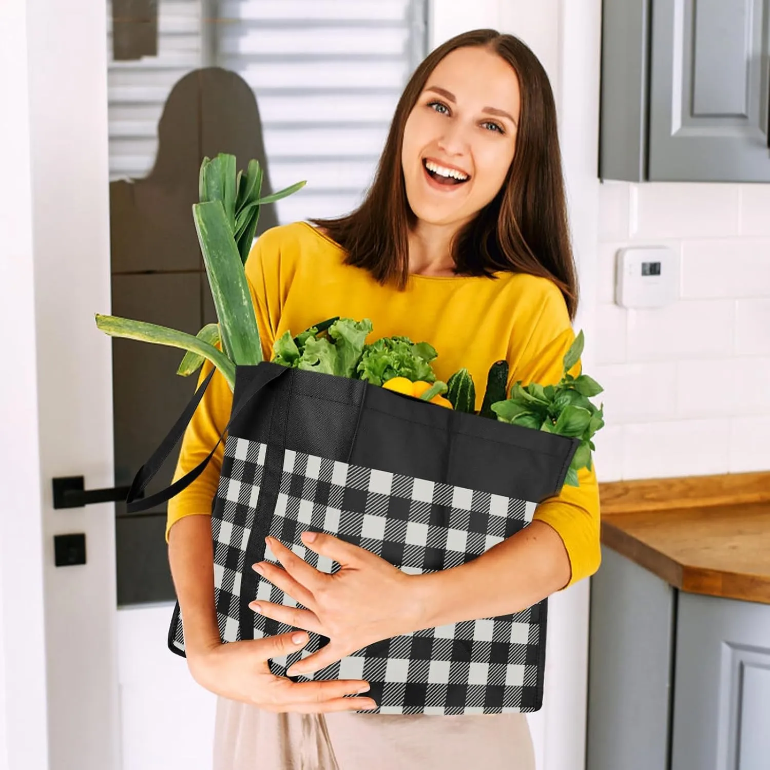 WISELIFE Reusable Grocery Shopping Bags 10 Pack Large Foldable Tote Bags Bulk, Eco Produce Bags with Long Handle for Shopping Groceries Clothes (Plaid B)