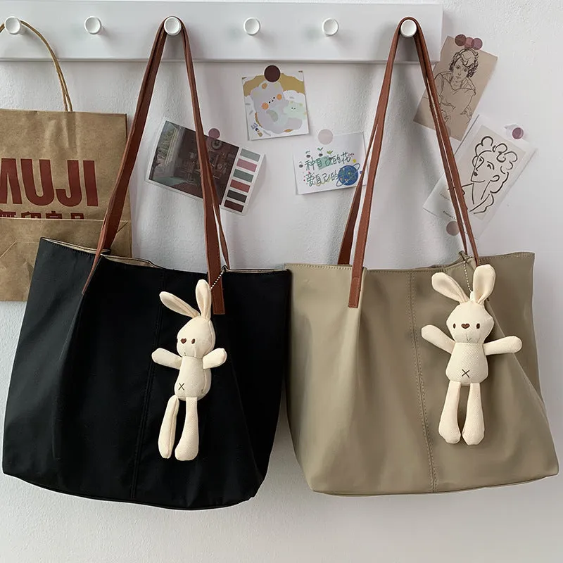 Women's Artistic Fresh Hong Kong Simple Solid Color Shoulder Bags