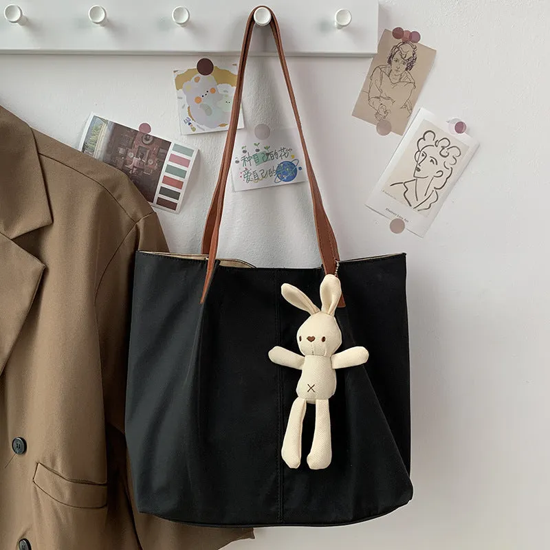 Women's Artistic Fresh Hong Kong Simple Solid Color Shoulder Bags