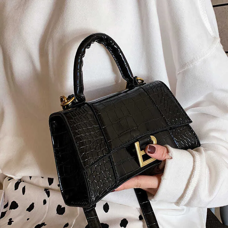 Women's Fashionable Underarm Single Baguette Retro Style Crossbody Bags