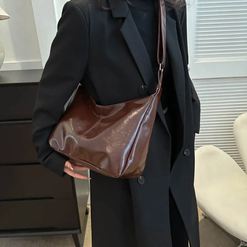 Women's Korean Version For Commuter Fashion Simple Shoulder Bags