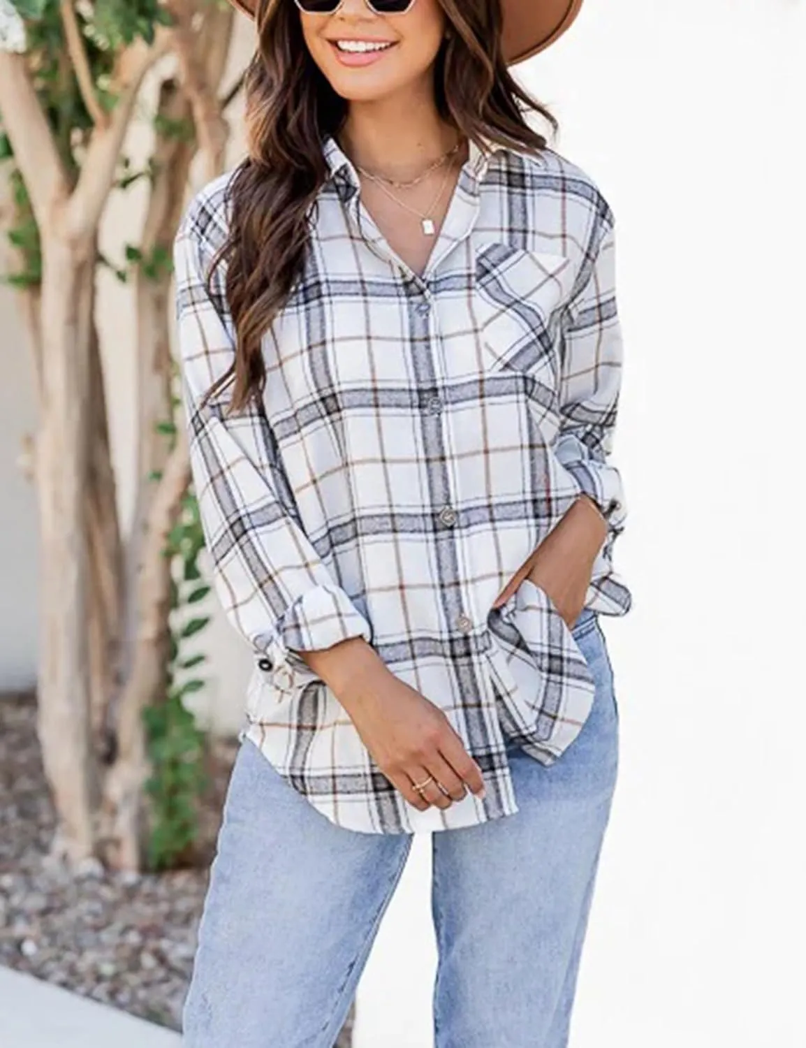 Womens Oversized Flannel Plaid Shirts Casual Button Down Blouse Tops with Pockets