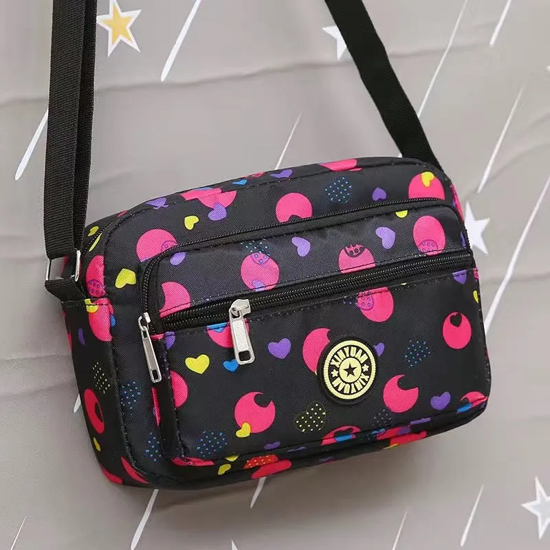 Women's Oxford Cloth Mother Nylon Flower Stall Crossbody Bags