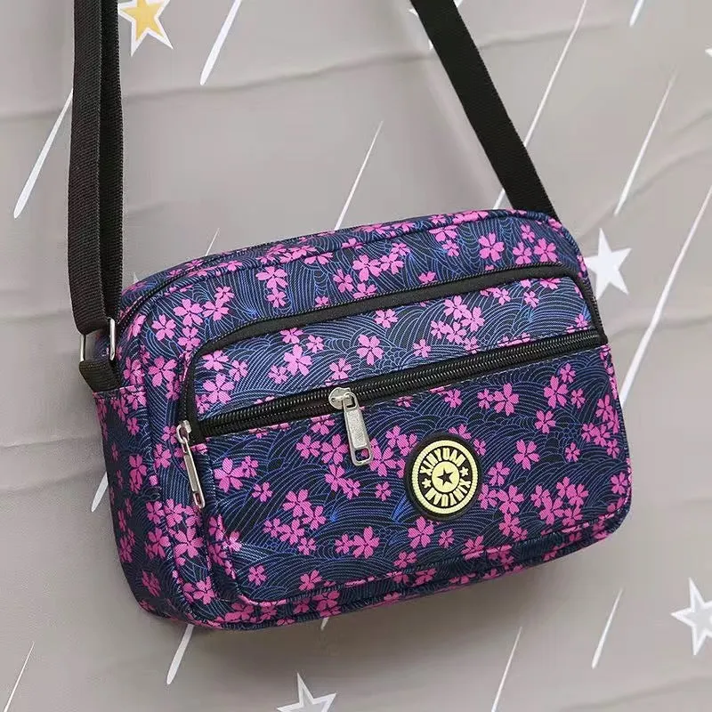 Women's Oxford Cloth Mother Nylon Flower Stall Crossbody Bags