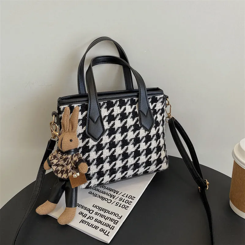 Women's Popular Niche Design Fashionable Portable Shoulder Bags
