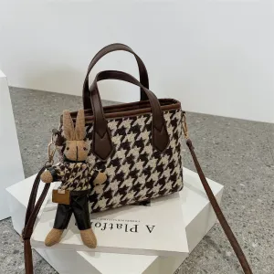 Women's Popular Niche Design Fashionable Portable Shoulder Bags