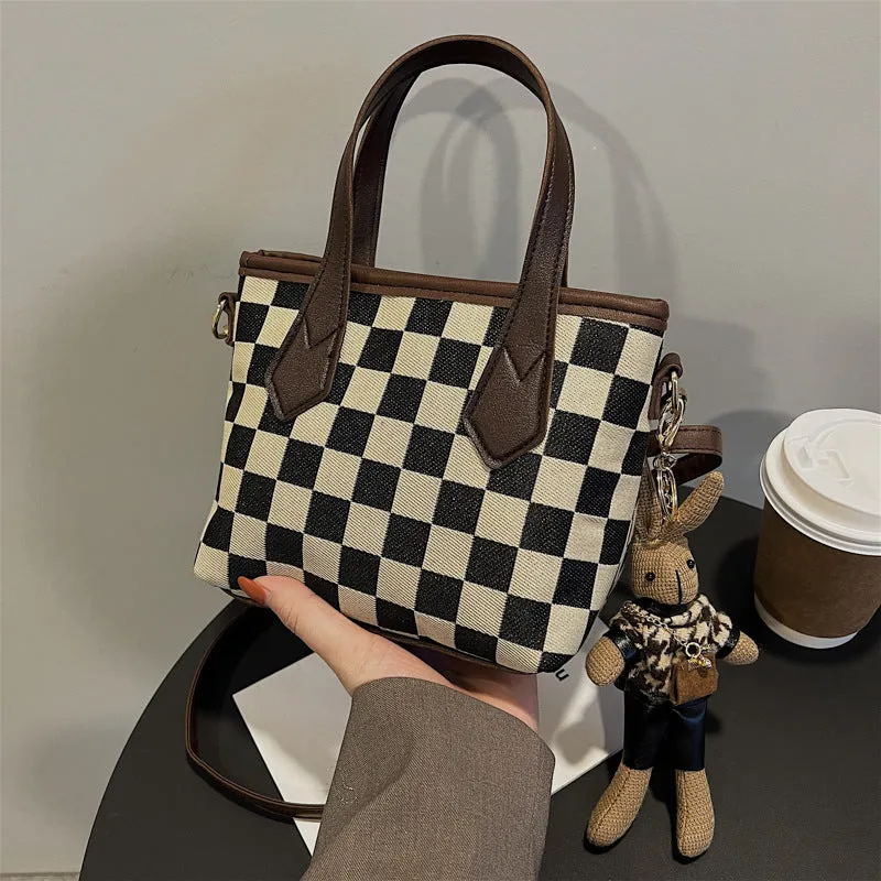 Women's Popular Niche Design Fashionable Portable Shoulder Bags