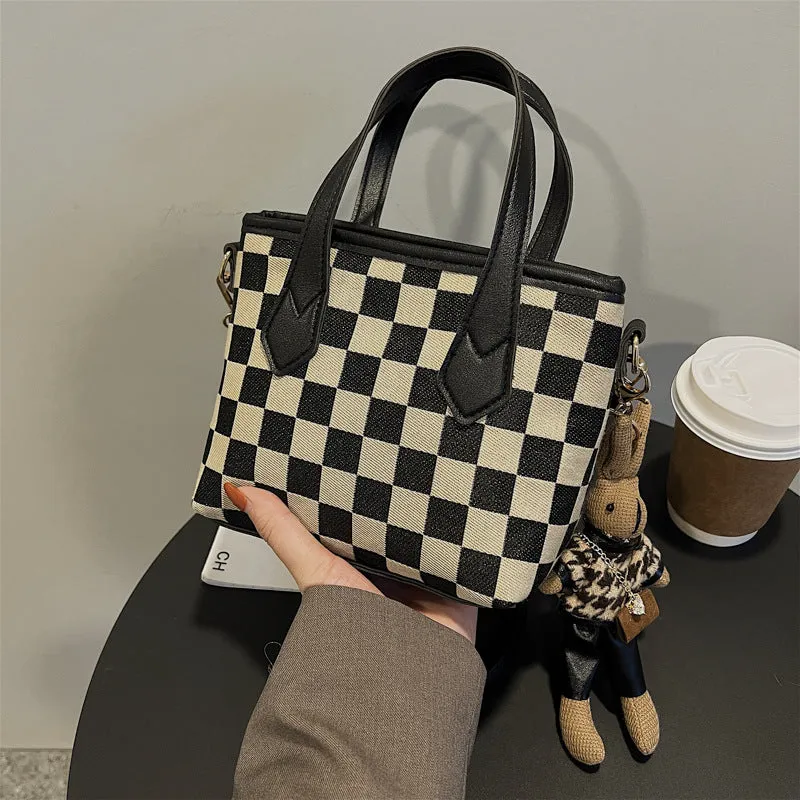 Women's Popular Niche Design Fashionable Portable Shoulder Bags