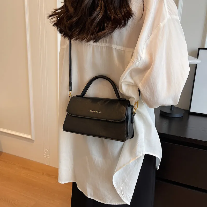 Women's Retro Fashion High Sense Portable Crossbody Bags