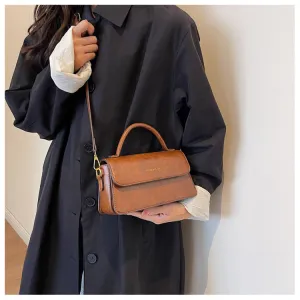 Women's Retro Fashion High Sense Portable Crossbody Bags