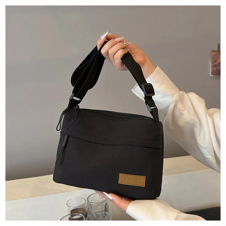 Women's Simple Solid Color Nylon Cloth Waterproof Shoulder Bags