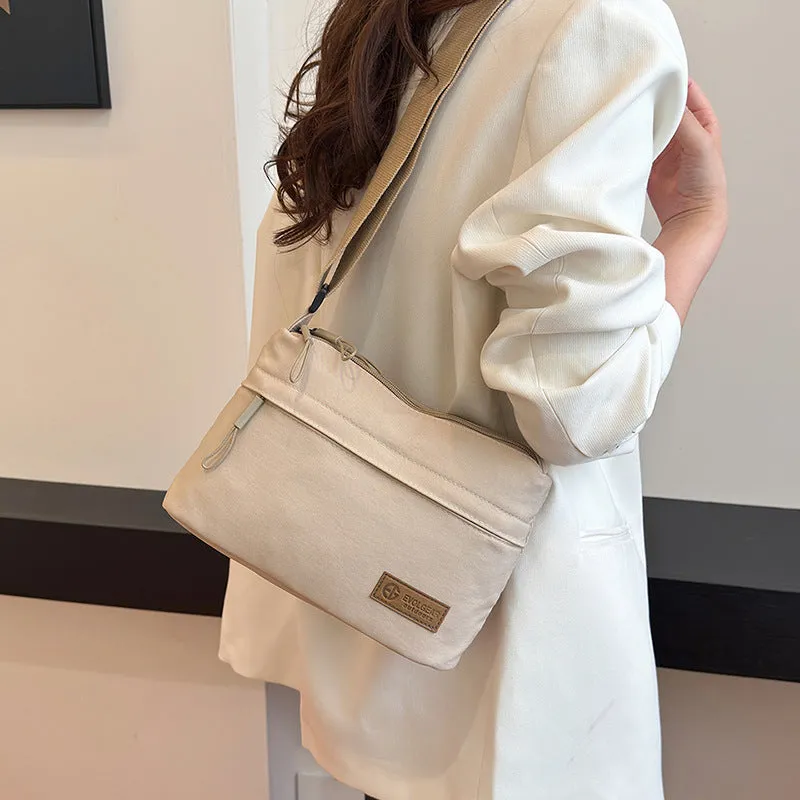 Women's Simple Solid Color Nylon Cloth Waterproof Shoulder Bags